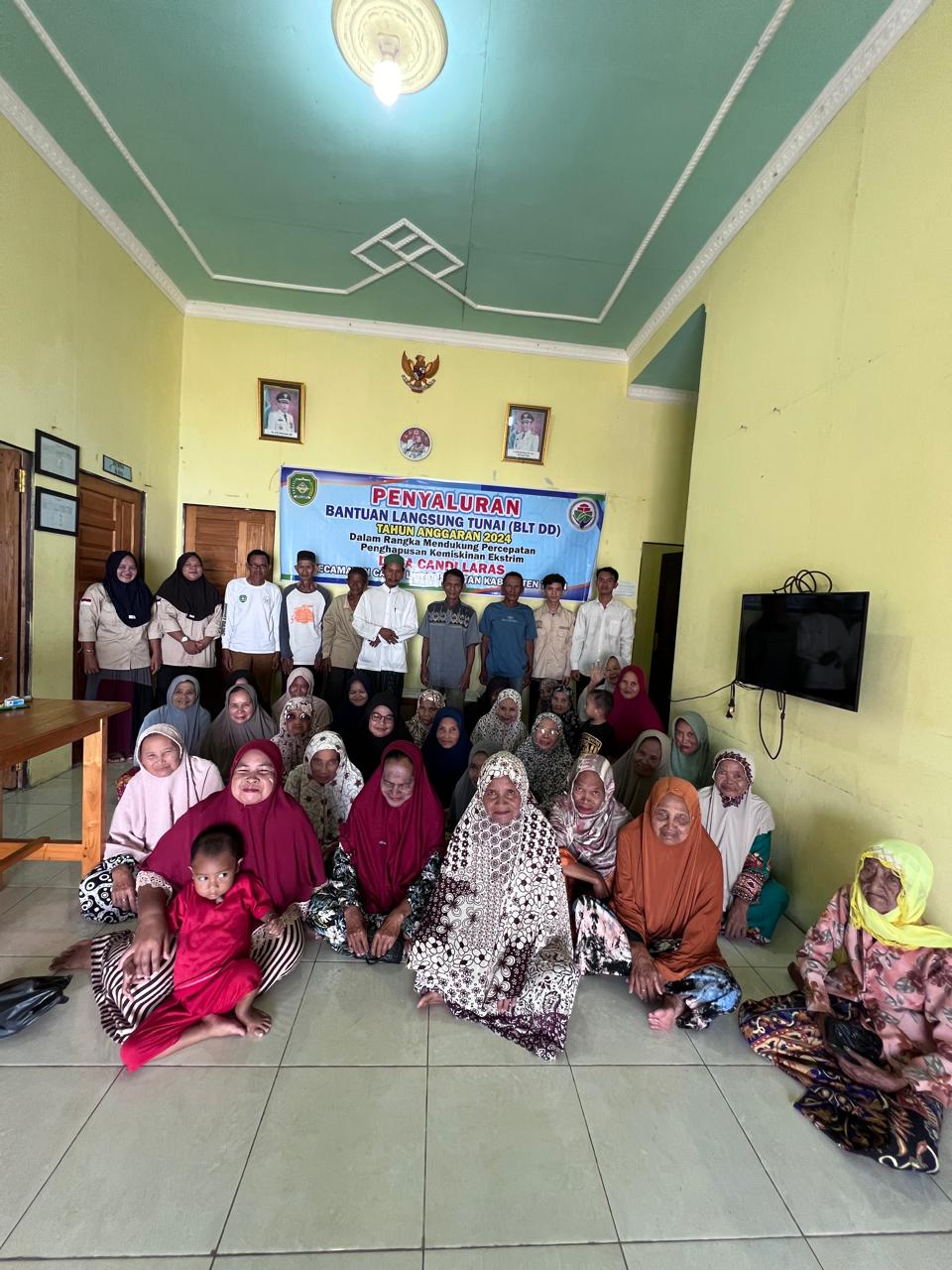 Penyaluran BLT Desa Candi Laras untuk Penerima 53 Warga Desa