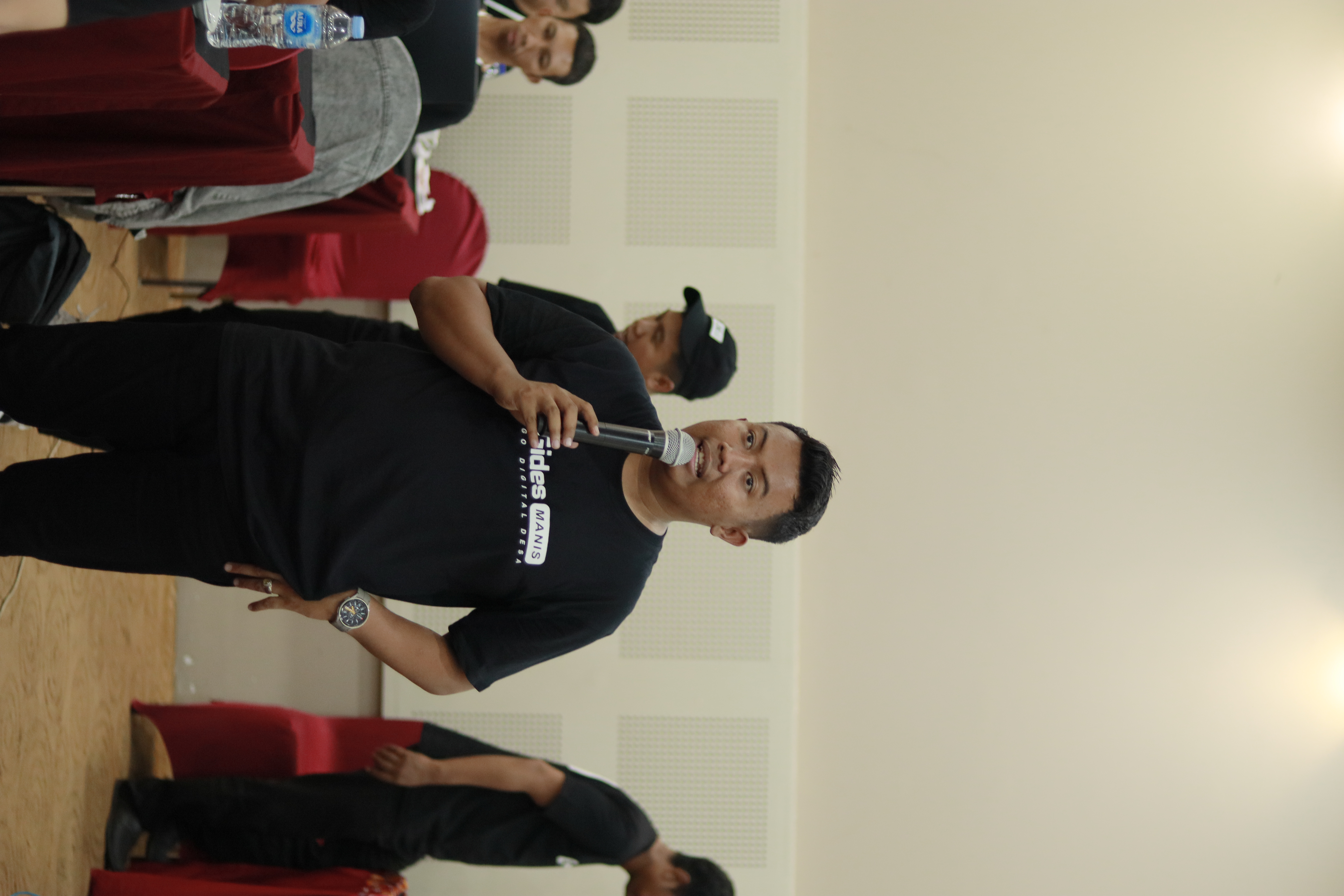 MKD Benarkan Anggota DPR Dilaporkan Dugaan KDRT dari F-PKS  Baca artikel detiknews, 