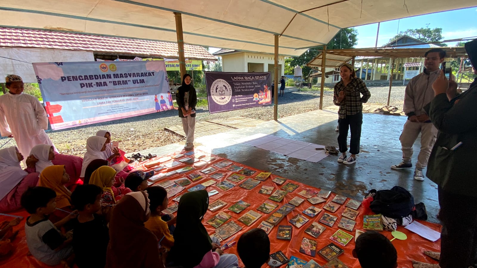 Komunitas Gemar Belajar dan UKM PIK-Ma 