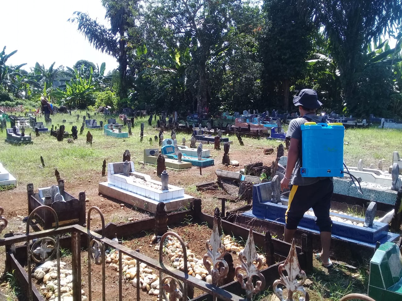 Pemerintah Desa Mandikapau Timur Gelar Kegiatan Pembersihan Alkah Menjelang Hari Raya Idul Fitri