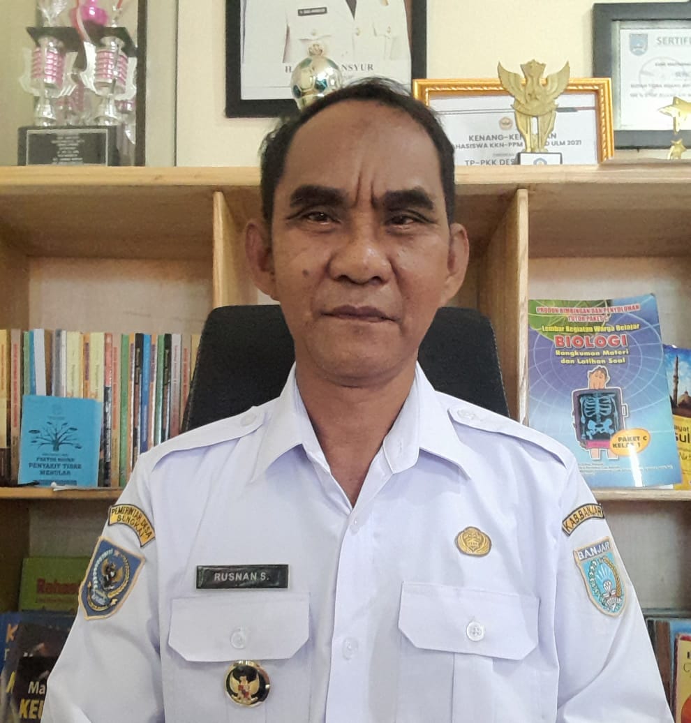 Foto Kepala Desa RUSNAN SULAIMAN